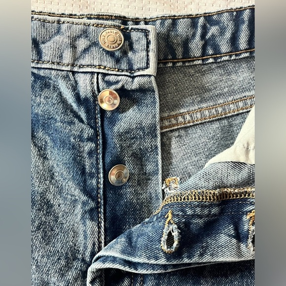 Wild Fable Denim Highest Rise Women's CutOff Button-Up Shorts Size 10 - Picture 8 of 16